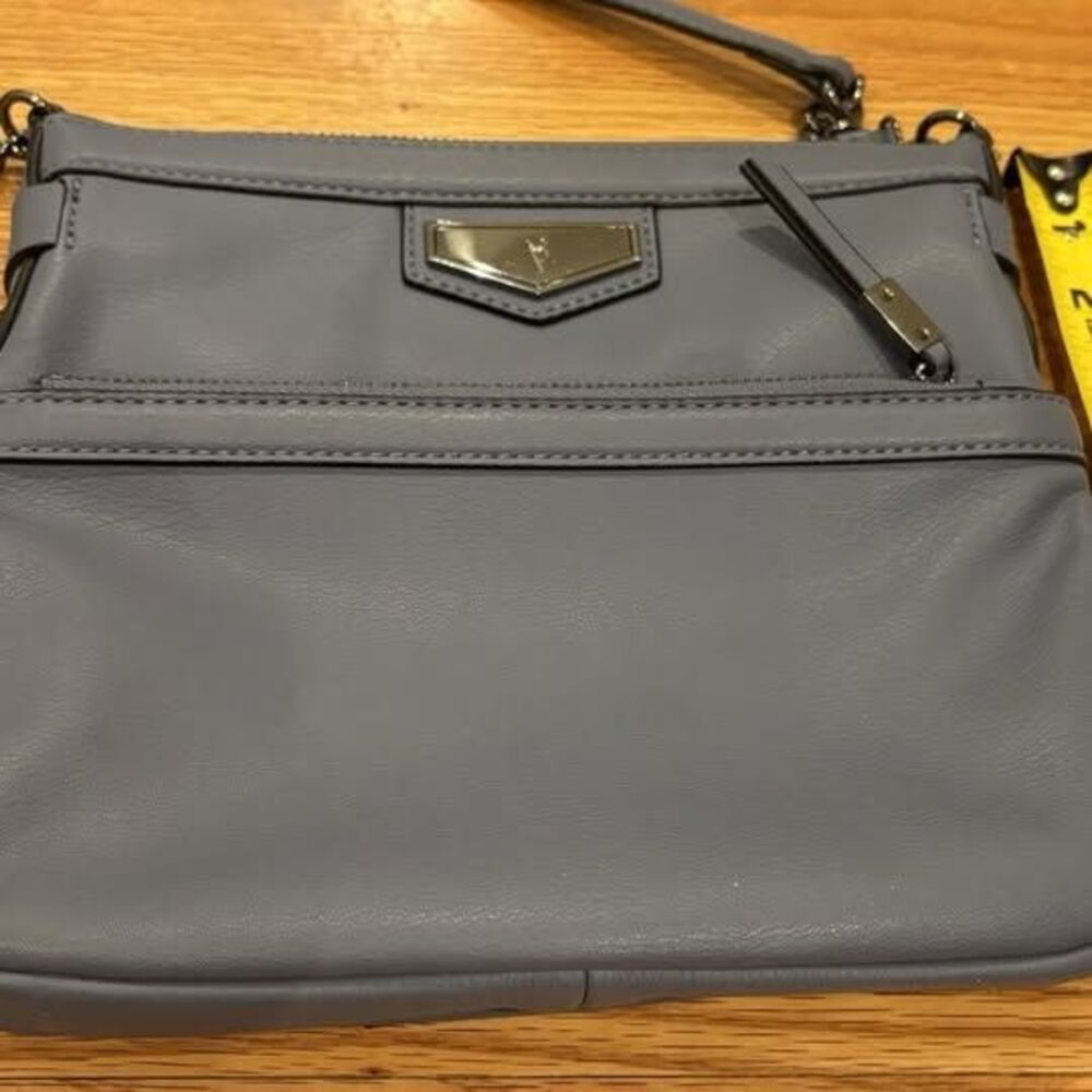 Simply Vera Vera Wang Purse Bag Blue Faux Leather Crossbody Adjustable Strap EUC - Picture 2 of 10